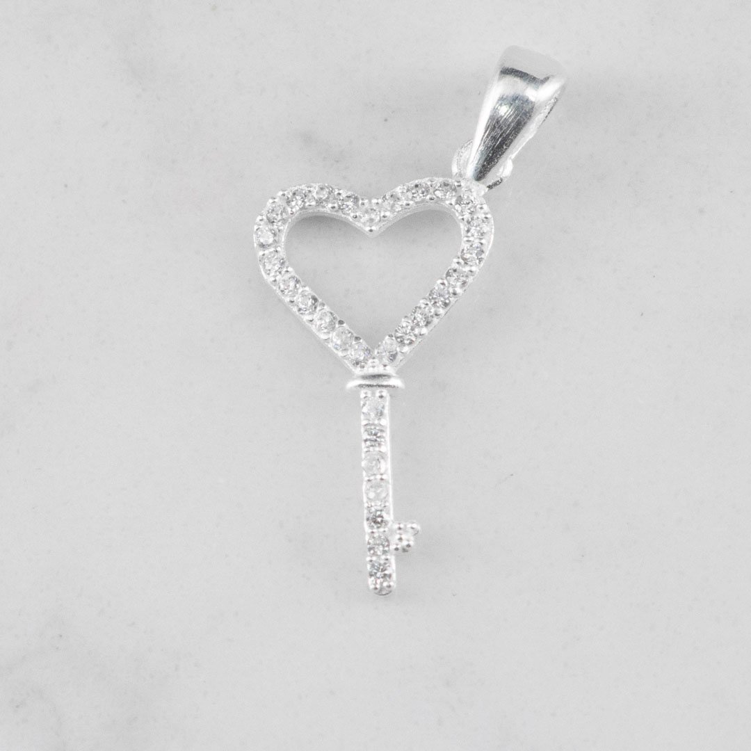 DIJE LLAVE CORAZON CIRCONES