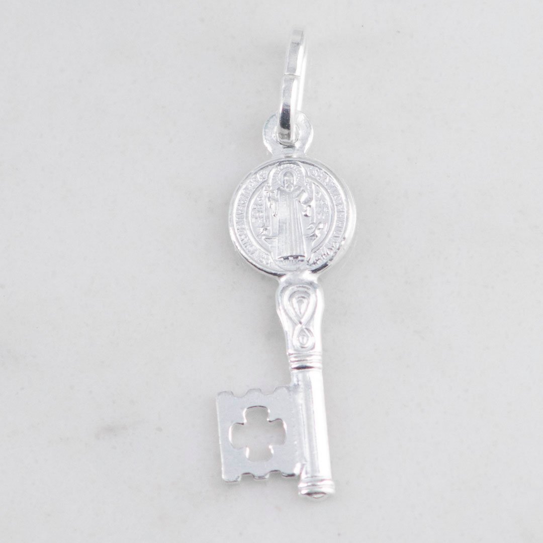 DIJE LLAVE SAN BENITO PEQUEÑA