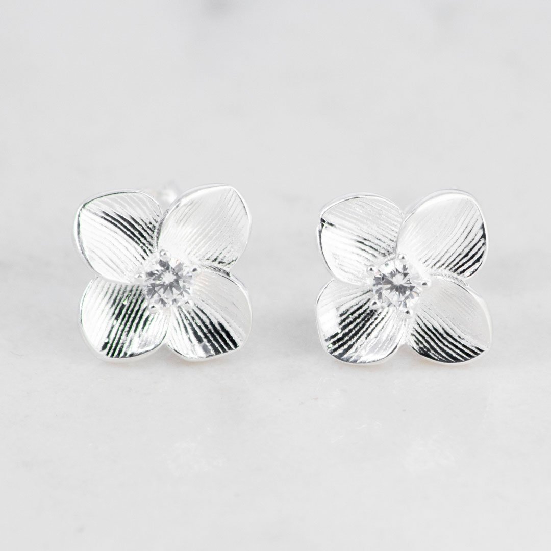 TOPO TREBOL TALLADO CIRCON EN EL MEDIO